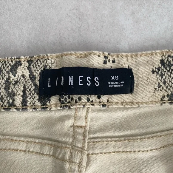 LIONESS PANTS - Picture 10 of 11